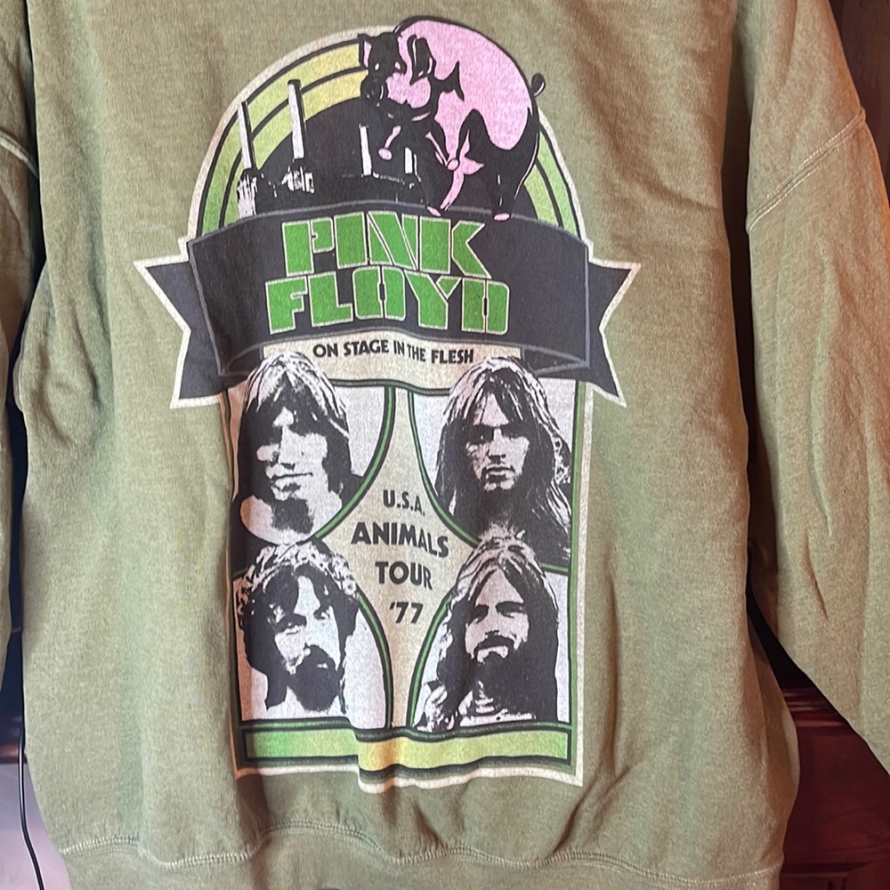 UO PINK FLOYD ‘77 Animals Tour Oversized Sweatshirt S/M